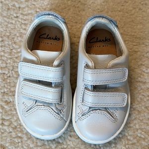 Clarks Active Air toddler girls leather sneakers